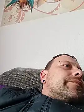 ich411983 online show from April 3, 10:56 am