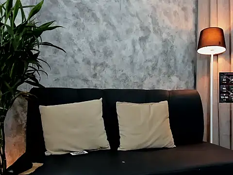 boyc022  online show from February 24, 12:01 am