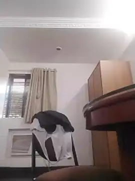 jenilmax online show from January 16, 11:46 am