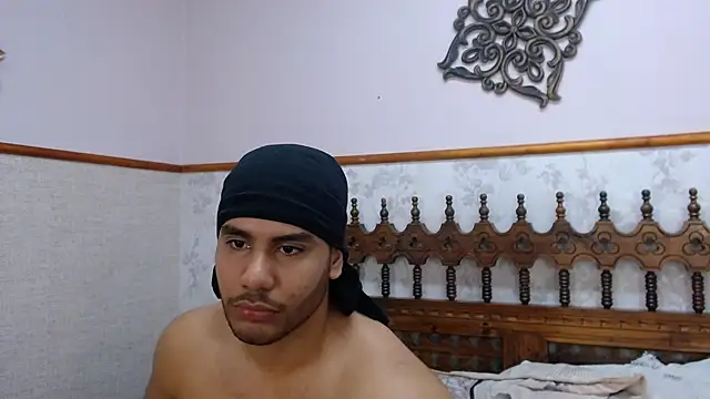 Ibr4h1mm muscles online show from January 9, 2:29 pm