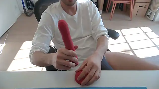 taallguyy 196 online show from April 15, 2:50 pm