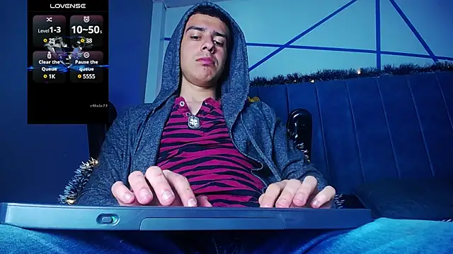 Mike 26  online show from December 14, 1:16 pm