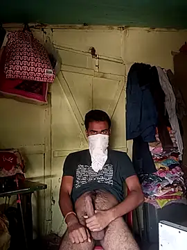 Skinny Bigass 23 online show from February 17, 5:50 am