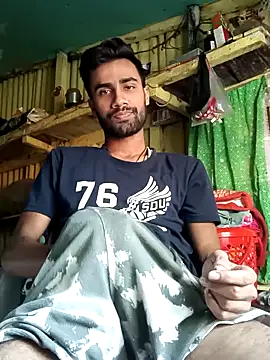 Snapshot of Skinny_Bigass_23 chatting on December 12, 7:41 am Skinny Bigass 23 online show from December 12, 7:41 am