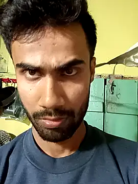 Snapshot of Skinny_Bigass_23 chatting on December 7, 6:48 pm Skinny Bigass 23 online show from December 7, 6:48 pm