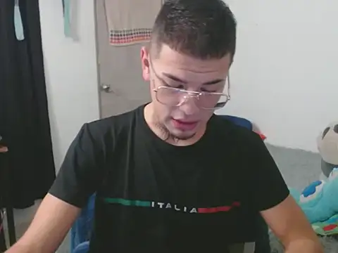 MarceloMilk online show from September 13, 1:01 pm