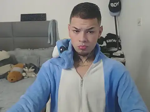 MarceloMilk online show from September 9, 9:13 pm