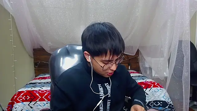 AndrewPherson online show from February 7, 12:28 pm