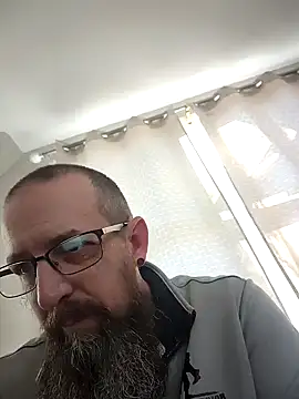 Huskers2020 online show from December 6, 4:28 pm