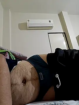Snapshot of samee00721 chatting on January 5, 1:58 pm samee00721 online show from January 5, 1:58 pm