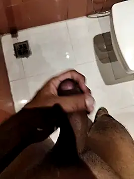 rhlagr85 online show from March 28, 2:39 pm