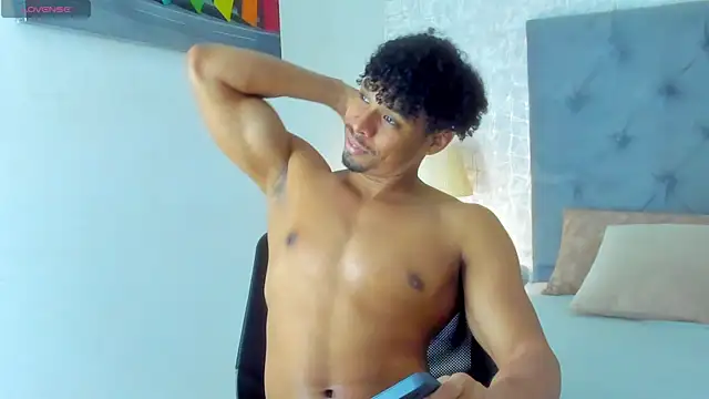 Jacub Micke1 online show from March 8, 12:20 am