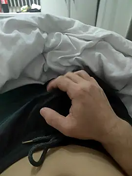 flaviusfcfa2002 online show from February 24, 6:58 pm