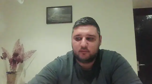  revianzip1 online show from December 9, 7:46 pm