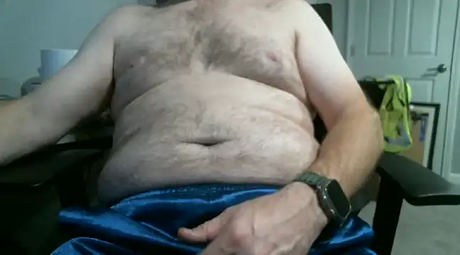 Snapshot of _magictouch_ chatting on December 9, 11:41 pm  magictouch  online show from December 9, 11:41 pm