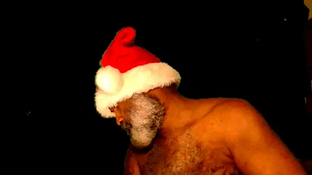 Snapshot of sinnernoir chatting on December 12, 10:13 am sinnernoir online show from December 12, 10:13 am