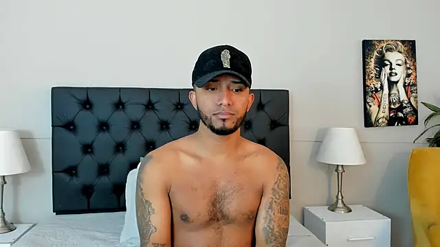 Robin Rief online show from October 8, 3:55 am