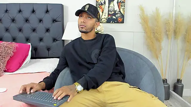 Robin Rief online show from March 3, 3:28 am