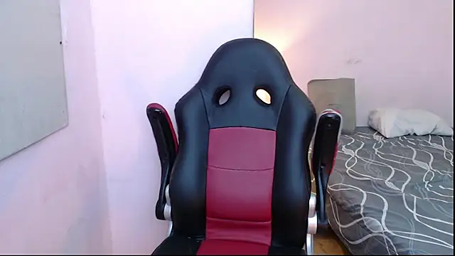 Snapshot of mr_stiven_ chatting on January 7, 2:22 am mr stiven  online show from January 7, 2:22 am