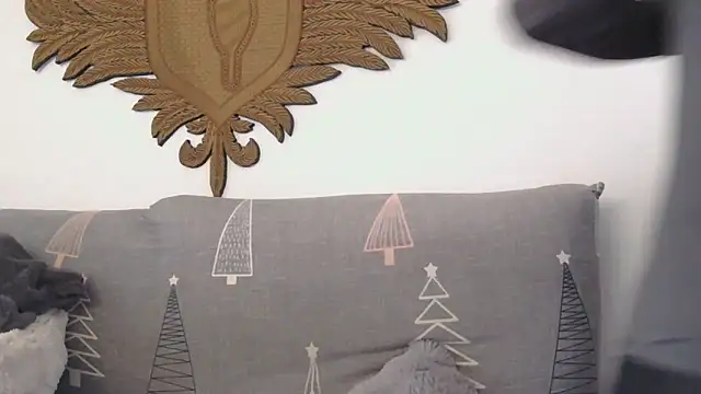 866532 online show from March 13, 8:11 am