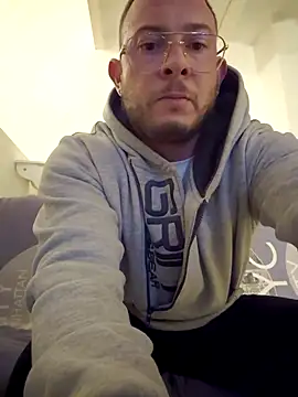 jourdinio13 online show from February 1, 1:12 am