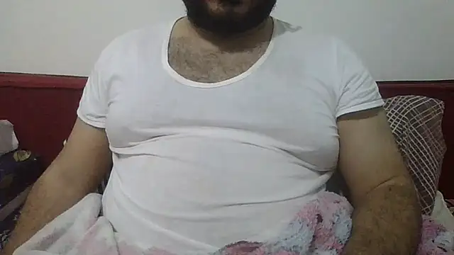 UrfavSlaveBitch online show from March 8, 4:33 pm