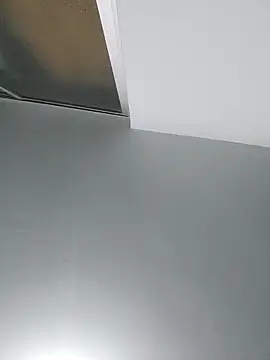 PEPELU1986 online show from April 25, 4:04 am