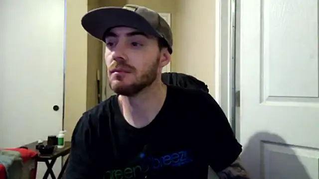 Huntzg23 online show from April 19, 4:56 am