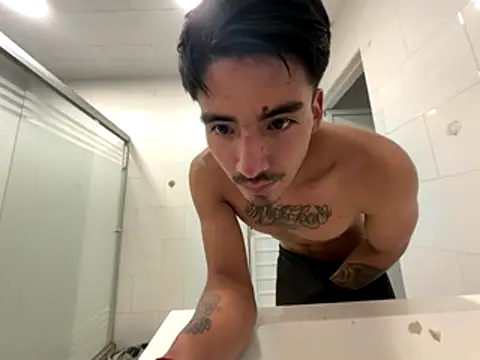 GIOOOO568 online show from November 3, 7:23 am