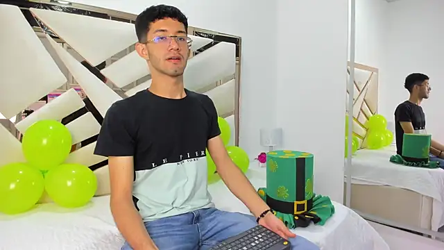 Ian Thompson online show from March 17, 1:41 pm