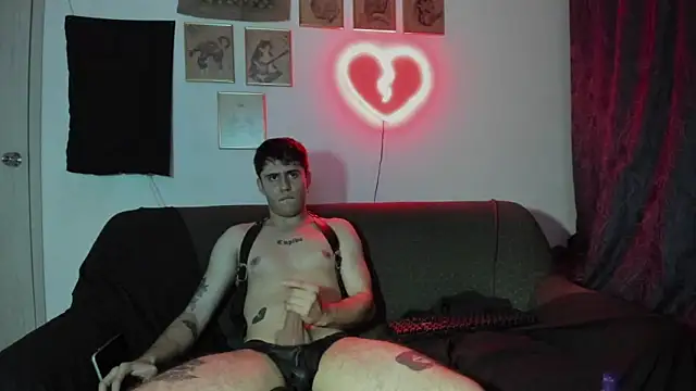 Snapshot of Antonello_Vannucci chatting on January 3, 11:44 pm Antonello Vannucci online show from January 3, 11:44 pm