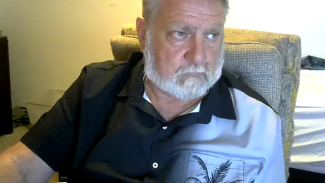 viejo oso online show from November 10, 8:36 pm