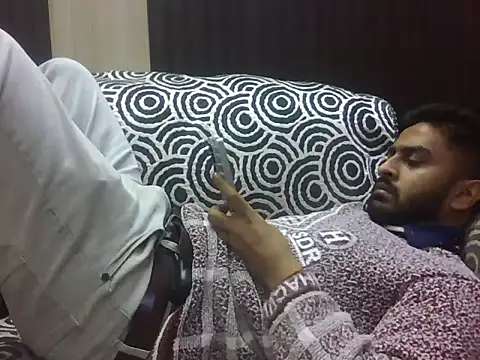 indihotguy online show from February 6, 4:26 pm