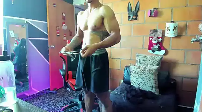 Snapshot of Adam_Valenciia chatting on January 9, 4:06 pm Adam Valenciia online show from January 9, 4:06 pm