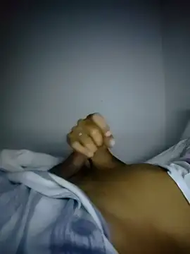 fredfgr online show from December 14, 3:24 am