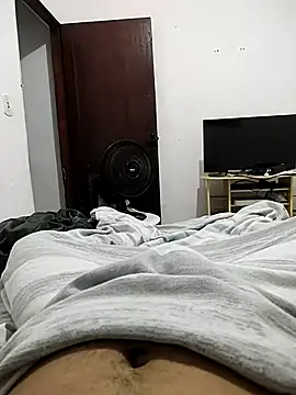 fredfgr online show from April 14, 3:17 am