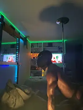 Benjiboyce online show from November 1, 11:36 am