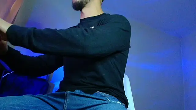 XanderCage99 online show from October 3, 7:13 am