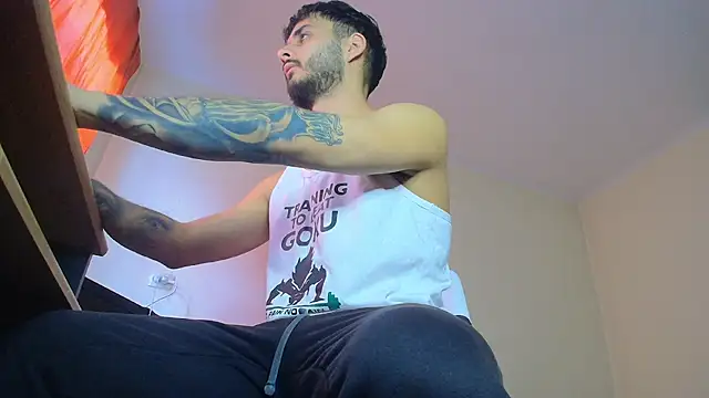 XanderCage99 online show from January 14, 10:06 am