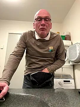 Parleg2 online show from January 18, 3:47 pm