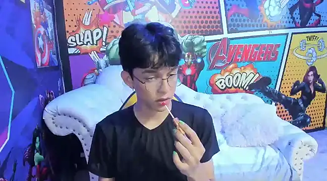 Snapshot of jisuscat chatting on January 29, 8:14 pm jisuscat online show from January 29, 8:14 pm