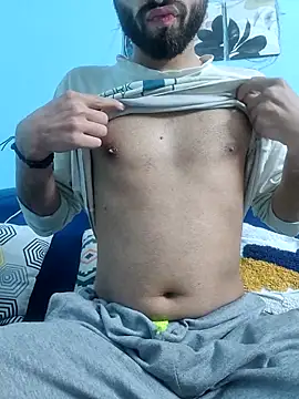 TOPMOON001 online show from February 16, 12:21 pm