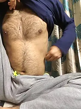 TOPMOON001 online show from February 24, 7:14 pm