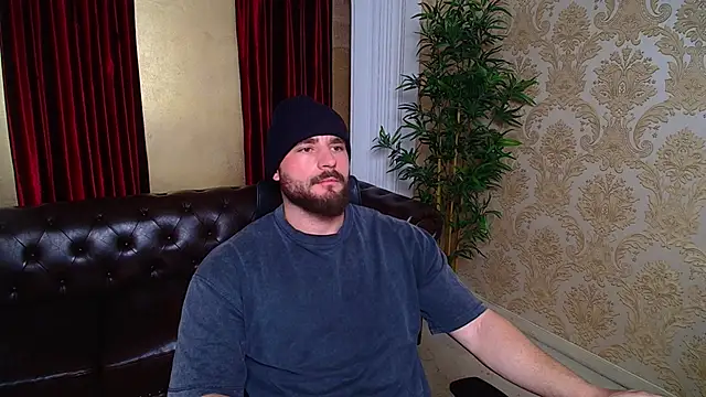 AdamJamesonn online show from November 13, 6:07 am