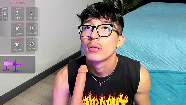 tim  fox online show from February 7, 12:01 pm