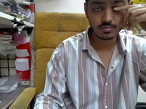 Snapshot of cute_modell chatting on September 16, 1:12 pm cute modell online show from September 16, 1:12 pm