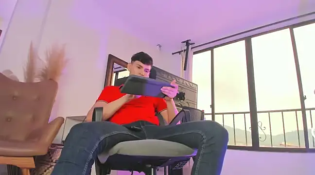 orlando yate online show from January 19, 7:04 pm