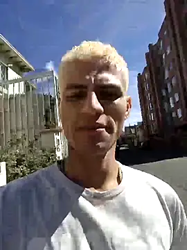 dany hardy online show from September 25, 7:35 pm