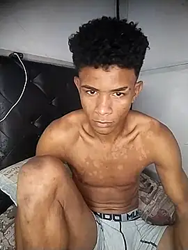 Snapshot of Black_Manba chatting on February 13, 9:28 pm Black Manba online show from February 13, 9:28 pm