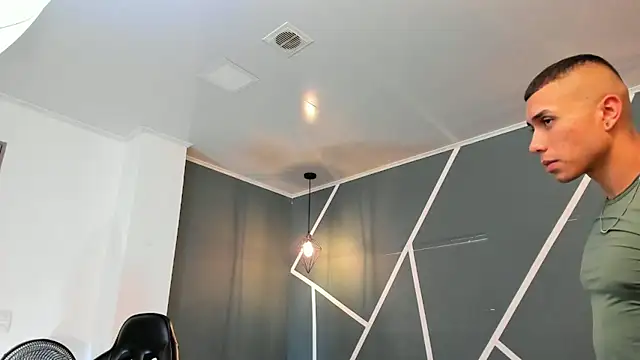 bruno cavalli online show from April 1, 5:21 pm